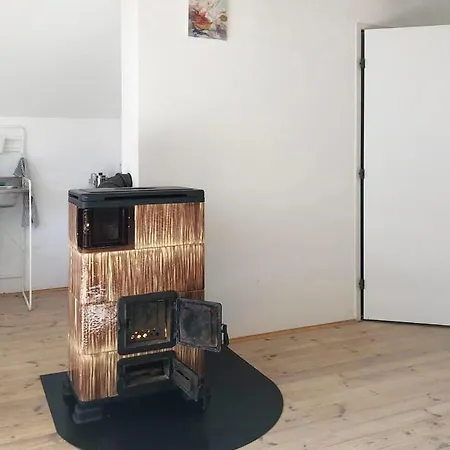Apartment Entzueckendes Gaestestoeckl Am Linzer Poestlingberg *