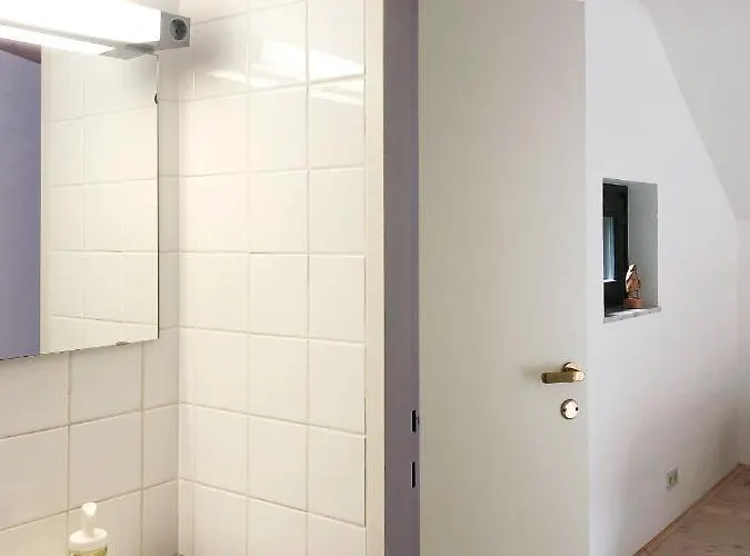 Entzueckendes Gaestestoeckl Am Linzer Poestlingberg Apartment Linz